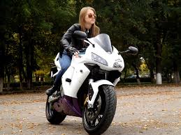 femme moto